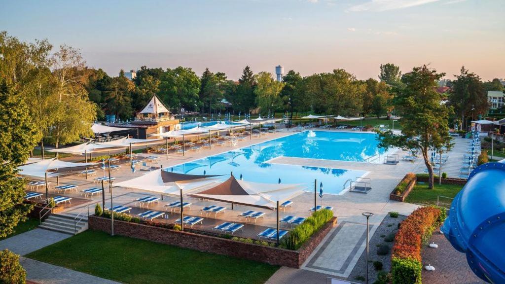 Kinga Apartman Dunajská Streda Exterior foto