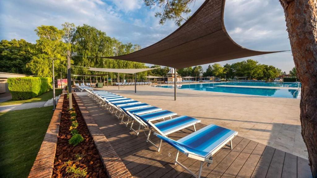 Kinga Apartman Dunajská Streda Exterior foto